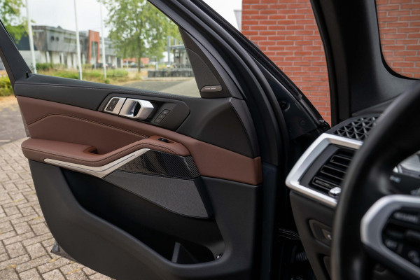 BMW X5 xDrive50e M-Sport Pro Pano Carbon H/K 22''