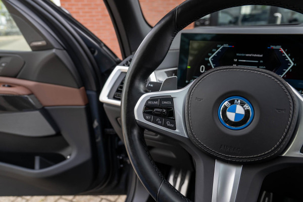 BMW X5 xDrive50e M-Sport Pro Pano Carbon H/K 22''