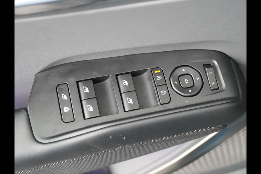Kia EV9 Launch Edition GT-Line AWD 100 kWh - Navigatiesysteem 12,3 inch scherm - Batterijverwarming - Digitale Key - Head-up display - Bi-directioneel laden & Slimladen (V2G/V2H) - Fabrieksgarantie tot 10-2030