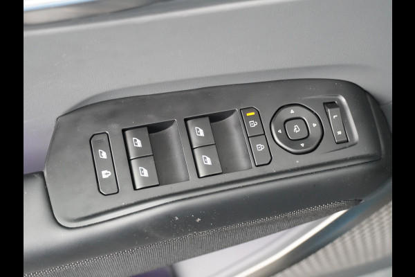 Kia EV9 Launch Edition GT-Line AWD 100 kWh - Navigatiesysteem 12,3 inch scherm - Batterijverwarming - Digitale Key - Head-up display - Bi-directioneel laden & Slimladen (V2G/V2H) - Fabrieksgarantie tot 10-2030