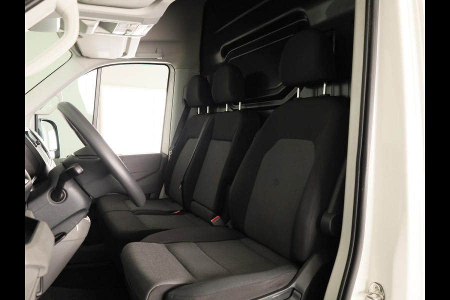 Volkswagen Crafter 35 2.0 TDI L3H3 Highline EURO VI | Automaat | Executive Plus Pakket | Versterkte vering + demping | Achterdeuren met vergrote openingshoek |