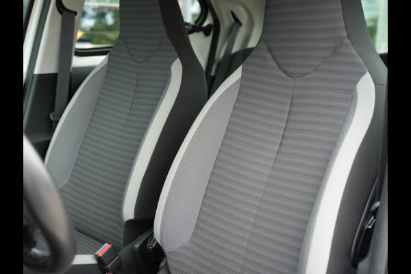 Toyota Aygo 1.0 VVT-i x-play | Automaat | Airco | Apple Carplay |