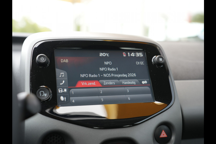Toyota Aygo 1.0 VVT-i x-play | Automaat | Airco | Apple Carplay |