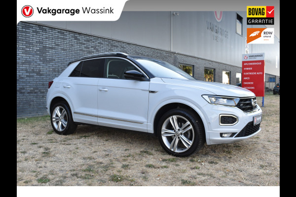 Volkswagen T-Roc 1.5 TSI Sport Business R Carplay Automaat R-line Zwart dak