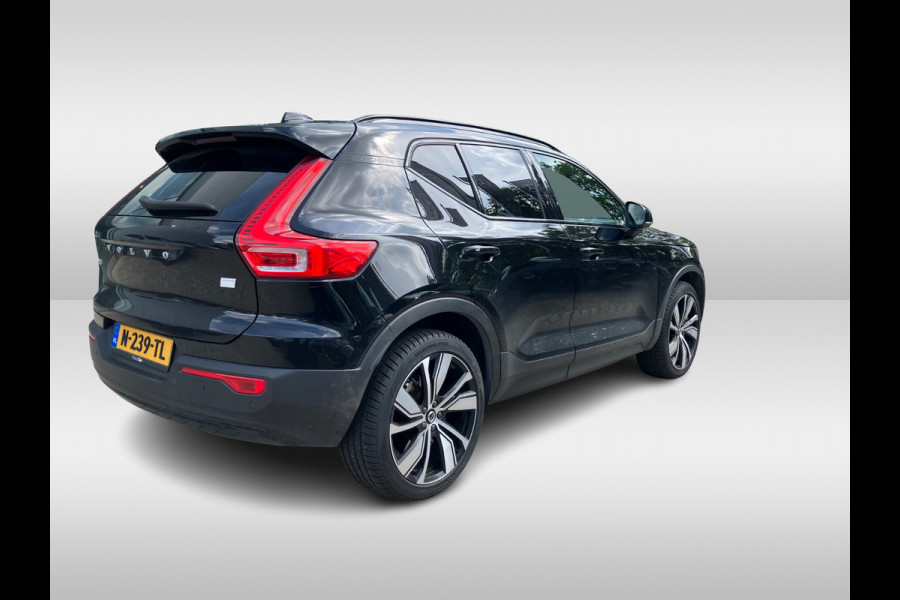 Volvo XC40 Recharge Core / Trekhaak / Camera / CarPlay / Sfeerverlichting / 20'' / Stoel+Stuurverwarming / DAB / Cruise Control