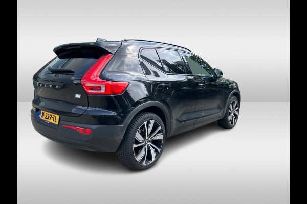 Volvo XC40 Recharge Core / Trekhaak / Camera / CarPlay / Sfeerverlichting / 20'' / Stoel+Stuurverwarming / DAB / Cruise Control