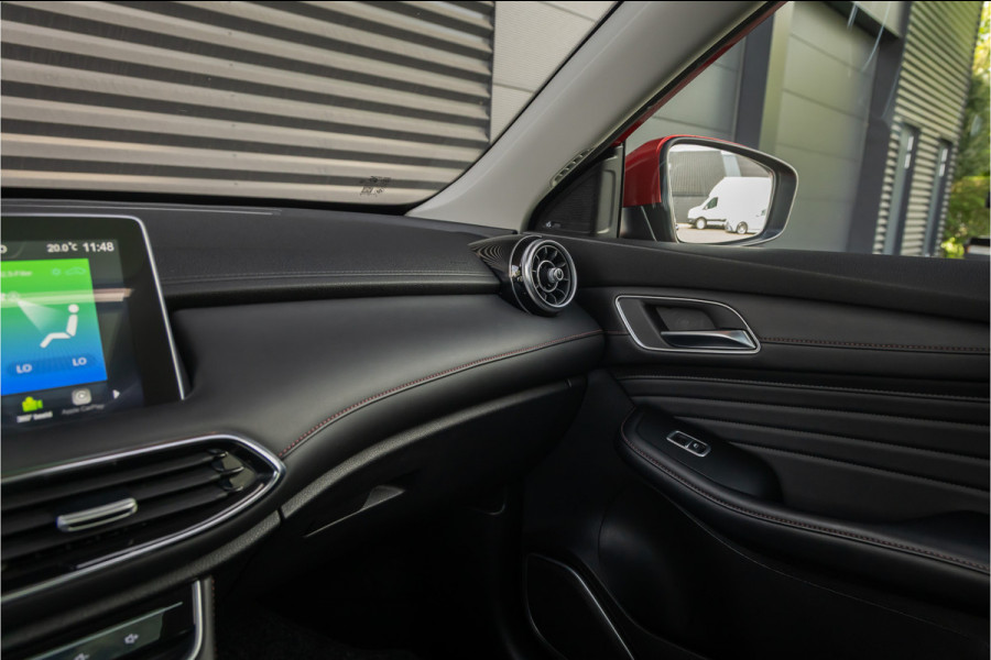 MG EHS 1.5 TGDI Luxury Pano- Carplay - Trekhaak