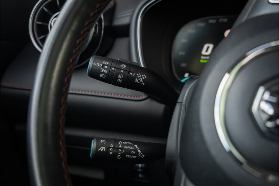 MG EHS 1.5 TGDI Luxury Pano- Carplay - Trekhaak