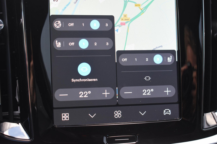 Volvo V60 T8 455PK Plug-in hybrid AWD Plus Dark / 360 Camera / Harman Kardon / Head-up display / Panorama schuifdak / Stoel- en stuurverwarming / Trekhaak / Elektrische stoelen met geheugen