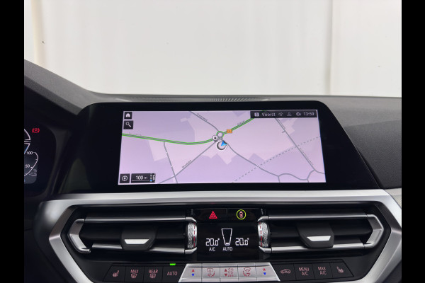 BMW 3-serie 320e Business Edition Plus (INCL-BTW) Aut. *LEATHER | PANO | FULL-LED | HEATED-SPORTSEATS | NAVI-FULLMAP | KEYLESS | PRIVACY-GLASS | ECC | PDC | CRUISE | 19''ALU*