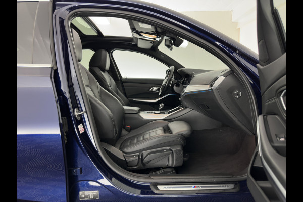 BMW 3-serie 320e Business Edition Plus (INCL-BTW) Aut. *LEATHER | PANO | FULL-LED | HEATED-SPORTSEATS | NAVI-FULLMAP | KEYLESS | PRIVACY-GLASS | ECC | PDC | CRUISE | 19''ALU*
