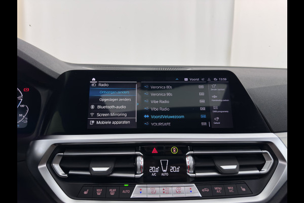 BMW 3-serie 320e Business Edition Plus (INCL-BTW) Aut. *LEATHER | PANO | FULL-LED | HEATED-SPORTSEATS | NAVI-FULLMAP | KEYLESS | PRIVACY-GLASS | ECC | PDC | CRUISE | 19''ALU*