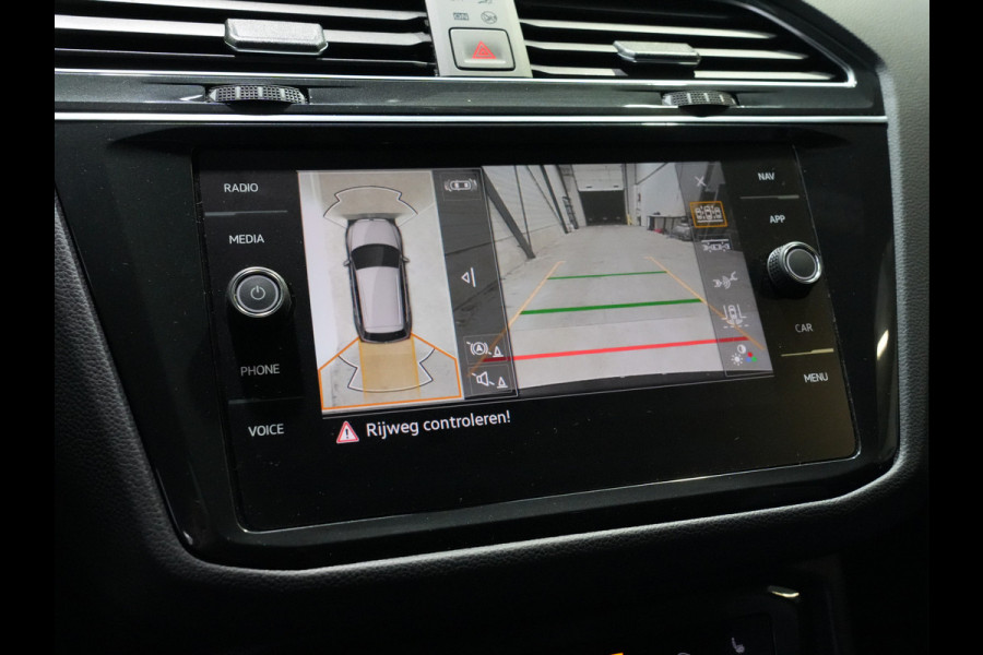 Volkswagen Tiguan 2.0 TSI R 75 320 pk Edition 4Motion Panoramadak | Akrapovic | 360 camera | Alarmklasse 5