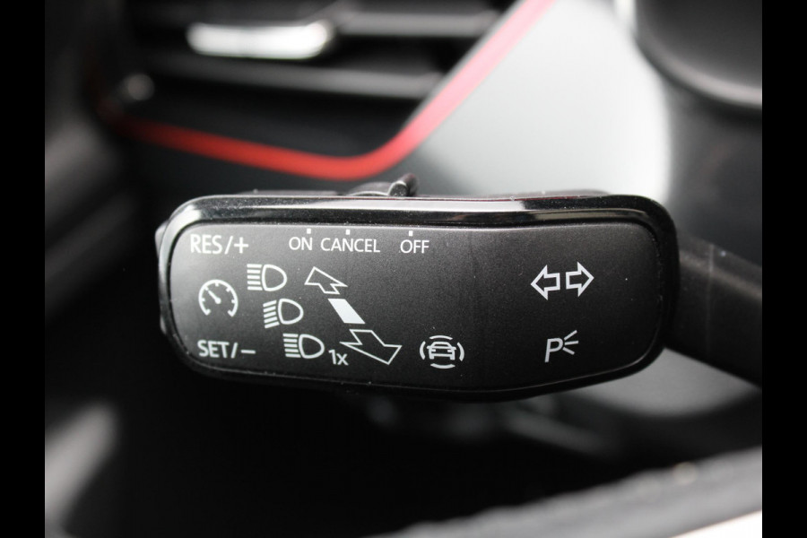 Škoda Kamiq 1.0 TSI Sport Business | APPLE CARPLAY | LED | 12 MAANDEN BOVAG GARANTIE |