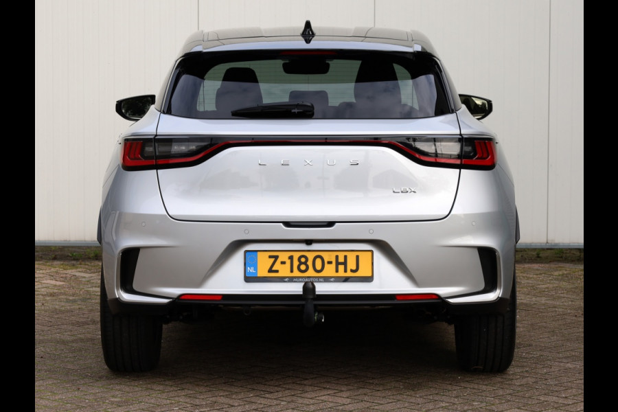 Lexus LBX 1.5 Cool 2WD | Tech Pack | NL-Auto | Trekhaak |