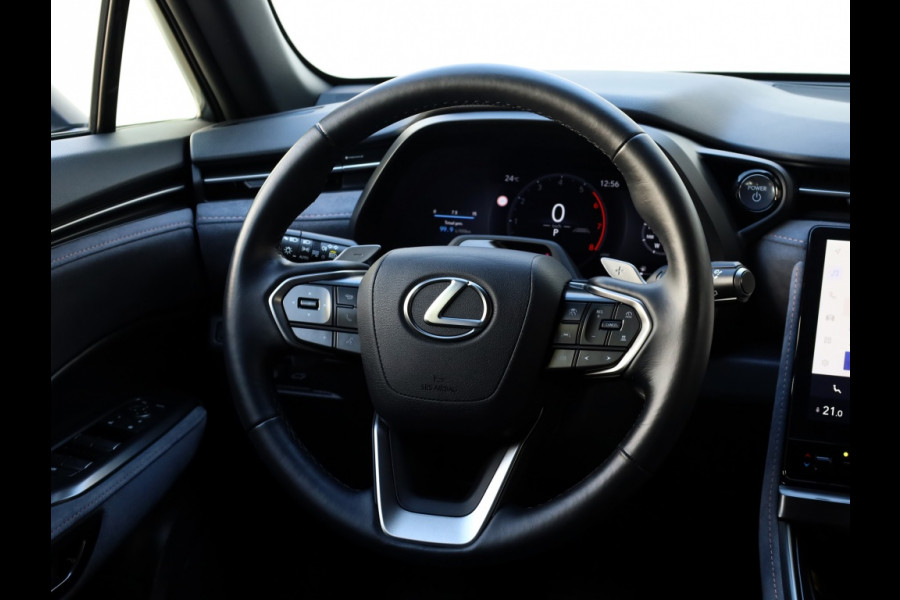 Lexus LBX 1.5 Cool 2WD | Tech Pack | NL-Auto | Trekhaak |