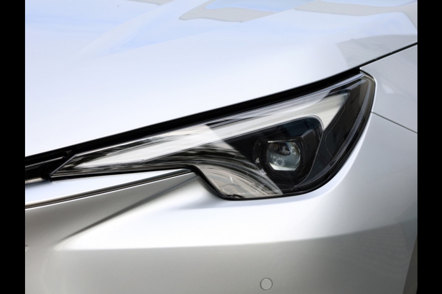 Lexus LBX 1.5 Cool 2WD | Tech Pack | NL-Auto | Trekhaak |