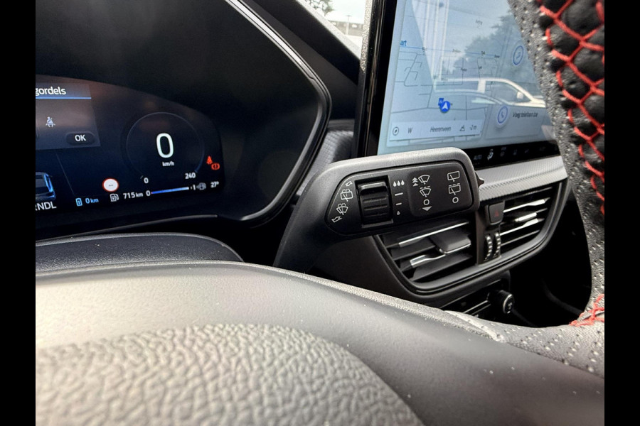 Ford Kuga 2.5 PHEV ST-Line X 243pk | Panoramadak | Wegklapbare trekhaak | Head up Display | Adaptive LED | Bang&Olufsen | AGR-stoelen | 2.100 kg trekgewicht