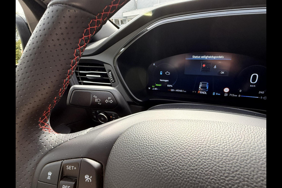 Ford Kuga 2.5 PHEV ST-Line X 243pk | Panoramadak | Wegklapbare trekhaak | Head up Display | Adaptive LED | Bang&Olufsen | AGR-stoelen | 2.100 kg trekgewicht