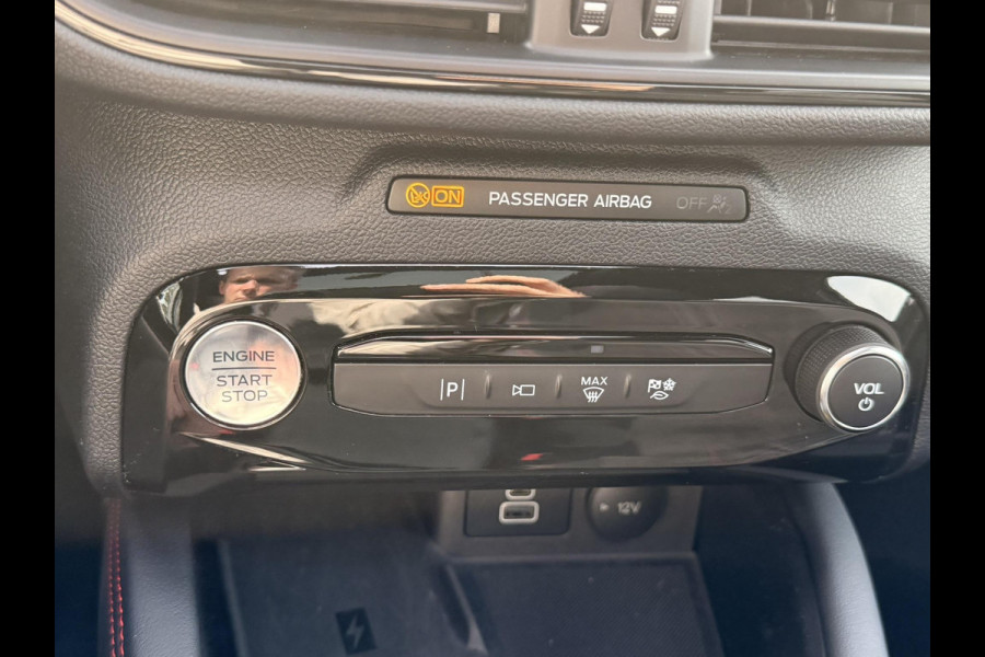 Ford Kuga 2.5 PHEV ST-Line X 243pk | Panoramadak | Wegklapbare trekhaak | Head up Display | Adaptive LED | Bang&Olufsen | AGR-stoelen | 2.100 kg trekgewicht
