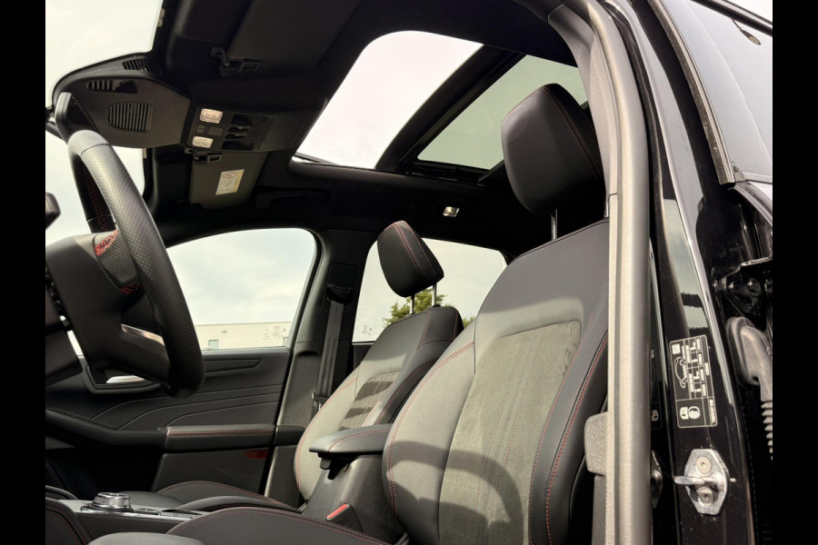 Ford Kuga 2.5 PHEV ST-Line X 243pk | Panoramadak | Wegklapbare trekhaak | Head up Display | Adaptive LED | Bang&Olufsen | AGR-stoelen | 2.100 kg trekgewicht