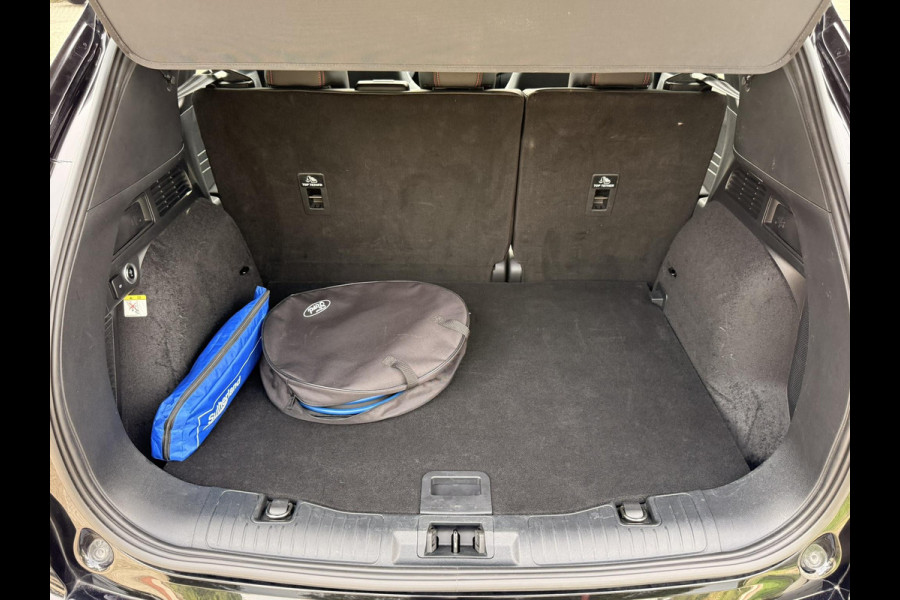Ford Kuga 2.5 PHEV ST-Line X 243pk | Panoramadak | Wegklapbare trekhaak | Head up Display | Adaptive LED | Bang&Olufsen | AGR-stoelen | 2.100 kg trekgewicht