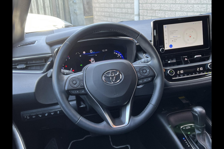 Toyota Corolla 1.8 Hybrid Style | Dodehoekherkenning, Parkeersensoren, Stoel + Stuurverwarming, Keyless, 18 inch