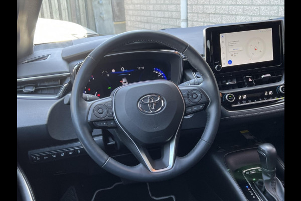 Toyota Corolla 1.8 Hybrid Style | Dodehoekherkenning, Parkeersensoren, Stoel + Stuurverwarming, Keyless, 18 inch