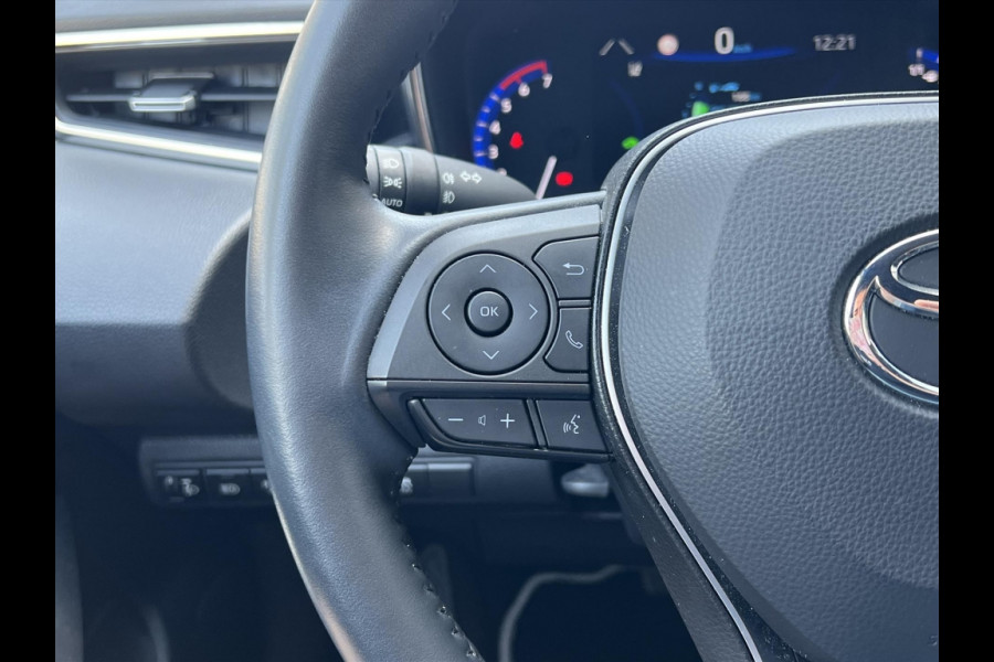 Toyota Corolla 1.8 Hybrid Style | Dodehoekherkenning, Parkeersensoren, Stoel + Stuurverwarming, Keyless, 18 inch