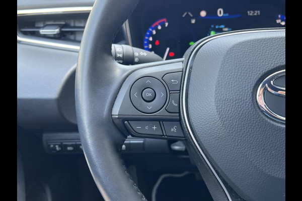 Toyota Corolla 1.8 Hybrid Style | Dodehoekherkenning, Parkeersensoren, Stoel + Stuurverwarming, Keyless, 18 inch
