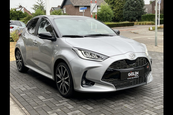 Toyota Yaris 1.5 Hybrid 130 GR Sport | Eerste eigenaar, Keyless entry, 18 inch, Groot scherm, LED, Climate control, CarPlay/Android Auto