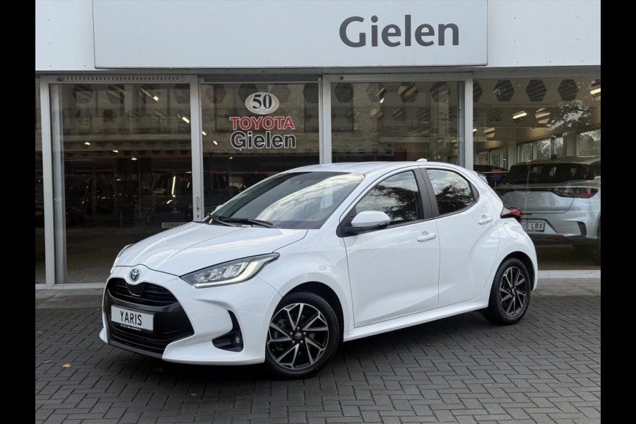 Toyota Yaris 1.5 Hybrid Dynamic Plus | Stoelverwarming, 16 inch, LED, Apple CarPlay/Android Auto, Parkeercamera, Keyless