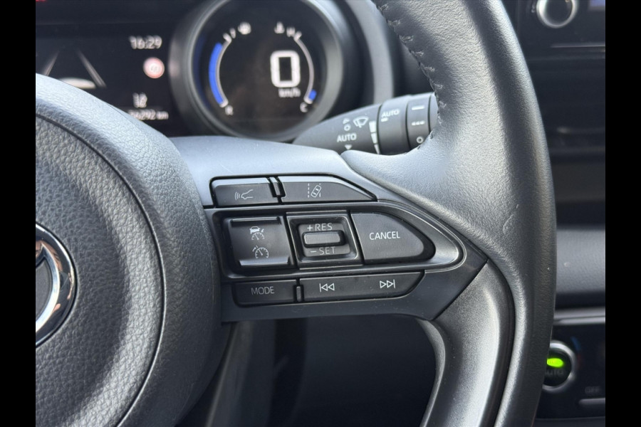 Toyota Yaris 1.5 Hybrid Dynamic Plus | Stoelverwarming, 16 inch, LED, Apple CarPlay/Android Auto, Parkeercamera, Keyless