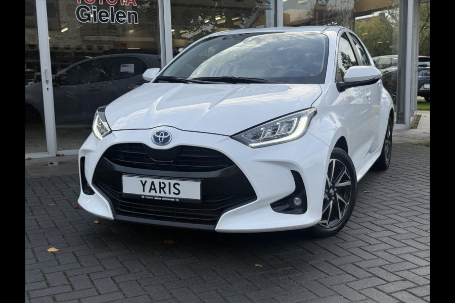 Toyota Yaris 1.5 Hybrid Dynamic Plus | Stoelverwarming, 16 inch, LED, Apple CarPlay/Android Auto, Parkeercamera, Keyless