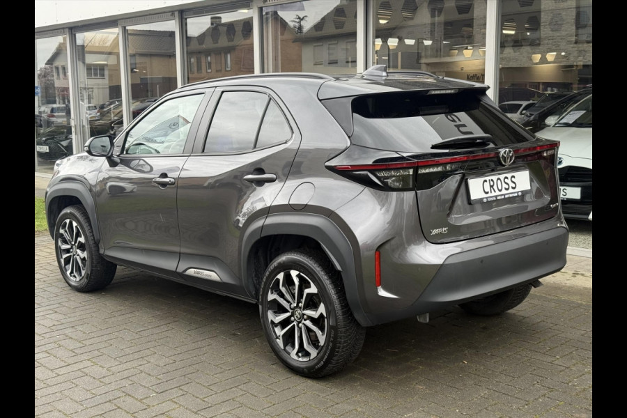 Toyota Yaris Cross 1.5 Hybrid First Edition Plus | Parkeersensoren, Stoel + Stuurverwarming, Groot scherm, Keyless, 17 inch