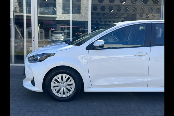 Toyota Yaris 1.0 VVT-i 72pk Active | Apple CarPlay/Android auto, Airco, Parkeercamera, Adaptive cruise control