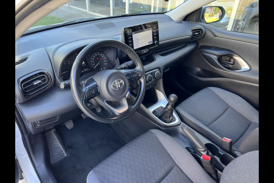 Toyota Yaris 1.0 VVT-i 72pk Active | Apple CarPlay/Android auto, Airco, Parkeercamera, Adaptive cruise control
