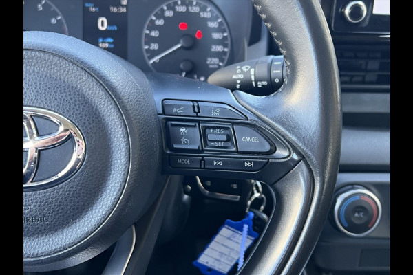 Toyota Yaris 1.0 VVT-i 72pk Active | Apple CarPlay/Android auto, Airco, Parkeercamera, Adaptive cruise control
