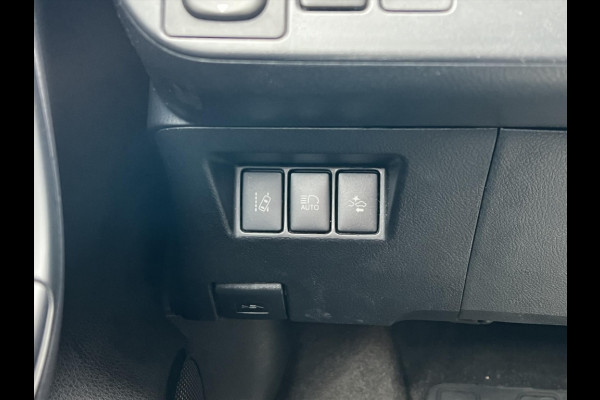 Toyota Yaris 1.5 Hybrid Dynamic | Stoelverwarming, Lichtmetalen velgen, Cruise control, Safety sense, Parkeercamera