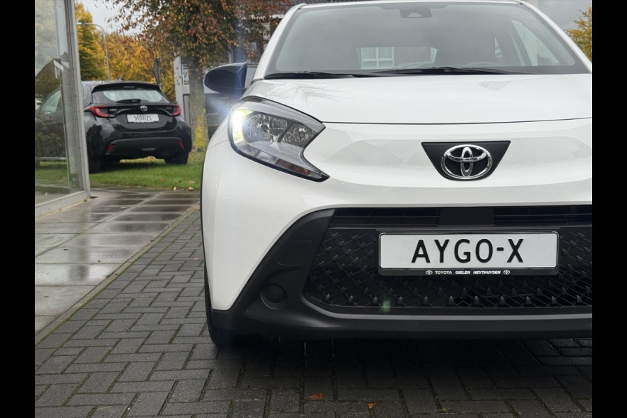 Toyota Aygo X 1.0 VVT-i MT Play | Apple CarPlay/Android auto, Parkeercamera, Adaptive cruise control, Weinig KM