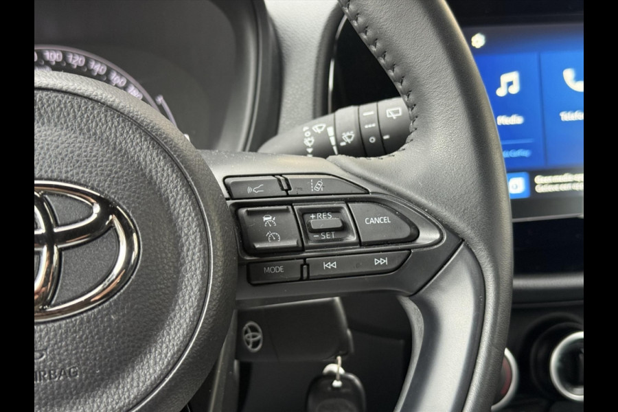 Toyota Aygo X 1.0 VVT-i MT Play | Apple CarPlay/Android auto, Parkeercamera, Adaptive cruise control, Weinig KM