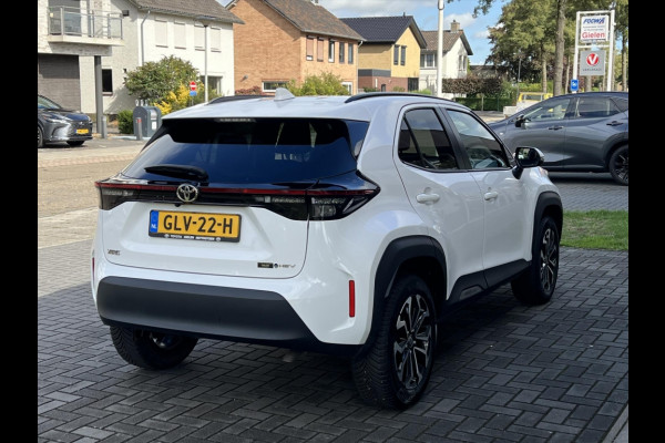 Toyota Yaris Cross 1.5 Hybrid 130PK Dynamic Plus | Stoel + Stuurverwarming, Smart connect, LED, 17 inch, Keyless