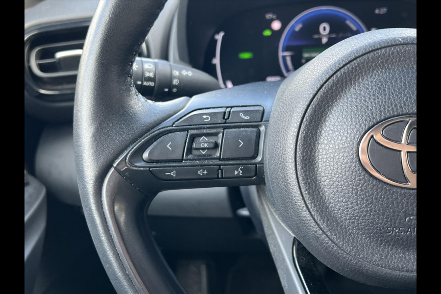 Toyota Yaris Cross 1.5 Hybrid 130PK Dynamic Plus | Stoel + Stuurverwarming, Smart connect, LED, 17 inch, Keyless