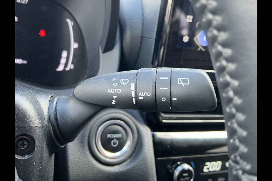 Toyota Yaris Cross 1.5 Hybrid 130PK Dynamic Plus | Stoel + Stuurverwarming, Smart connect, LED, 17 inch, Keyless