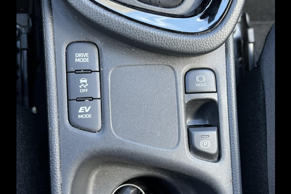 Toyota Yaris Cross 1.5 Hybrid 130PK Dynamic Plus | Stoel + Stuurverwarming, Smart connect, LED, 17 inch, Keyless