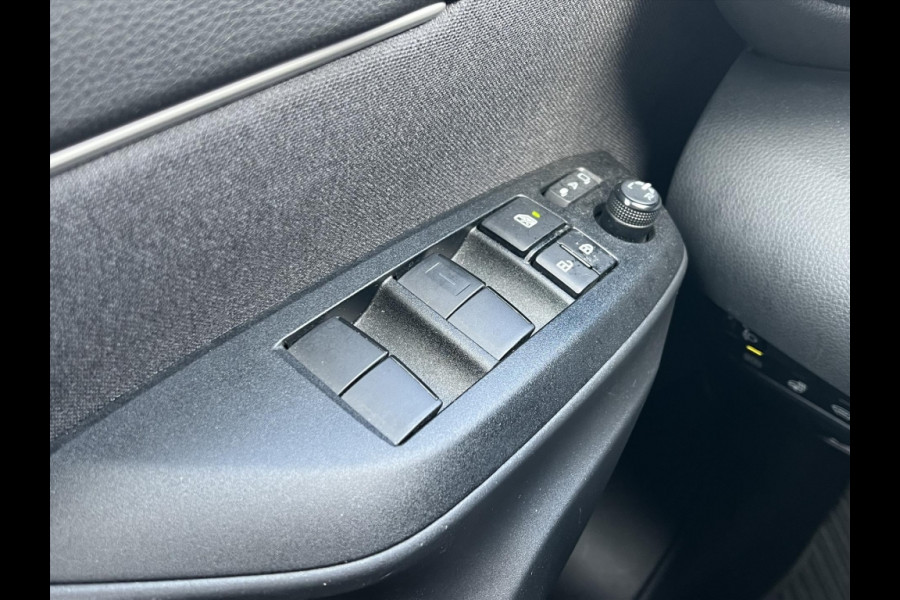 Toyota Yaris Cross 1.5 Hybrid 130PK Dynamic Plus | Stoel + Stuurverwarming, Smart connect, LED, 17 inch, Keyless