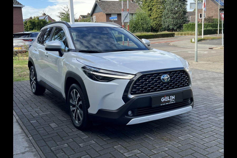 Toyota Corolla Cross 140 Hybrid Dynamic | Trekhaak, Parelmoer wit, Dodehoekherkenning, Parkeersensoren, Stoel + Stuurverwarming