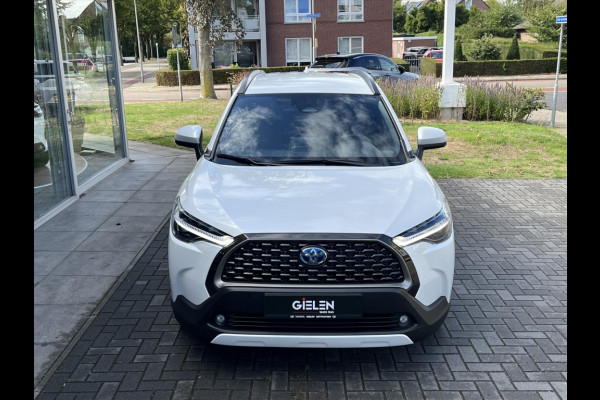 Toyota Corolla Cross 140 Hybrid Dynamic | Trekhaak, Parelmoer wit, Dodehoekherkenning, Parkeersensoren, Stoel + Stuurverwarming