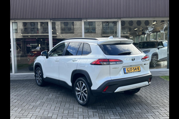 Toyota Corolla Cross 140 Hybrid Dynamic | Trekhaak, Parelmoer wit, Dodehoekherkenning, Parkeersensoren, Stoel + Stuurverwarming