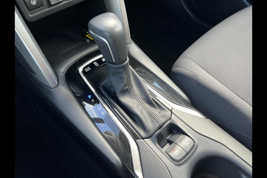 Toyota Corolla Cross 140 Hybrid Dynamic | Trekhaak, Parelmoer wit, Dodehoekherkenning, Parkeersensoren, Stoel + Stuurverwarming